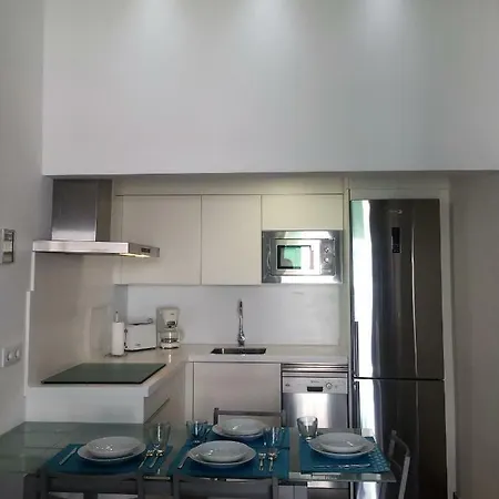 Apartment Ack *